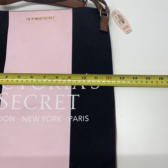 🔥VICTORIA SECRET LONDON NEW YORK PARIS BAG NEW - Picture 3 of 7
